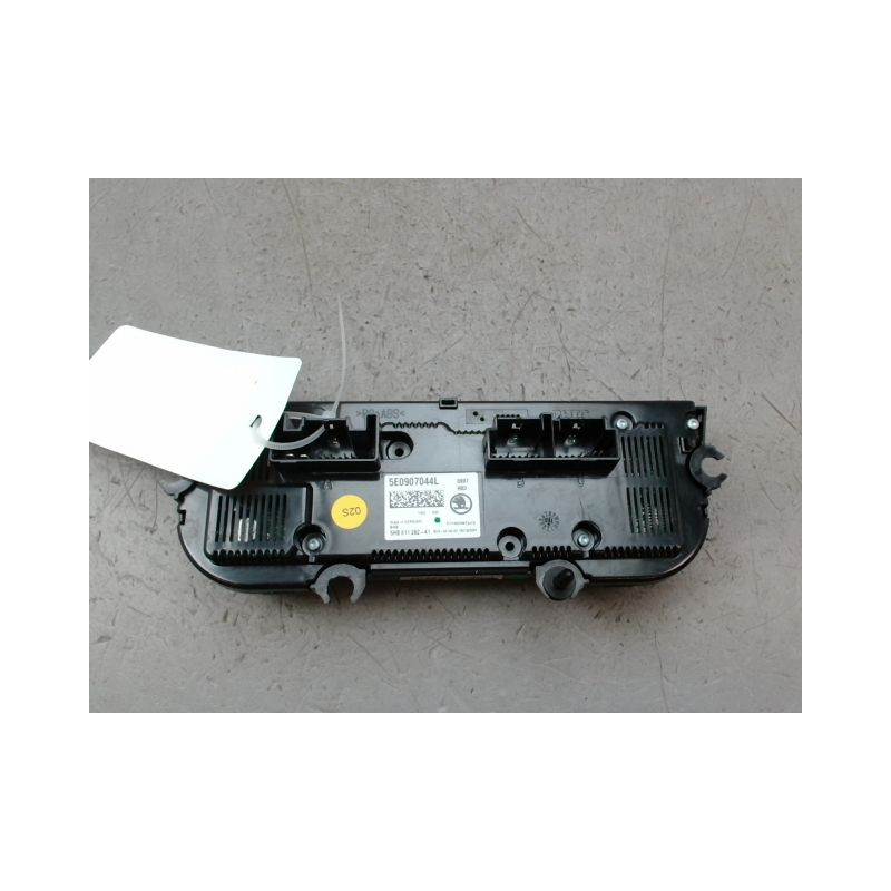 COMMANDE DE CHAUFFAGE SKODA OCTAVIA