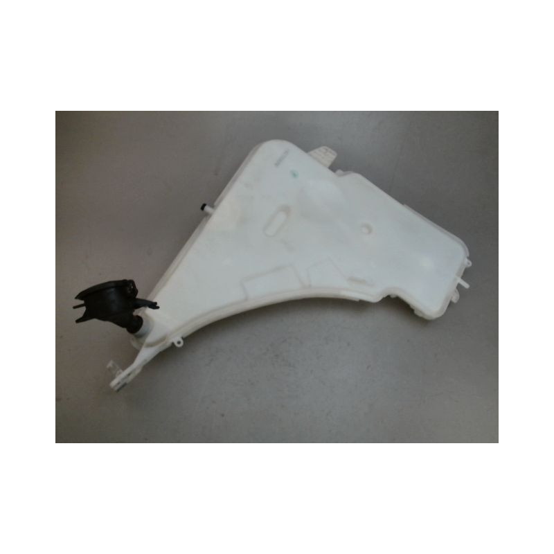 RESERVOIR LAVE-GLACE AVANT B.M.W. SERIE 1