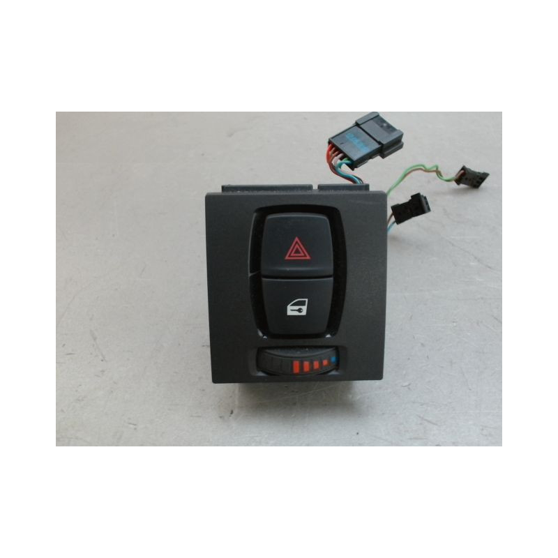 BOUTON DE WARNING B.M.W. SERIE 1