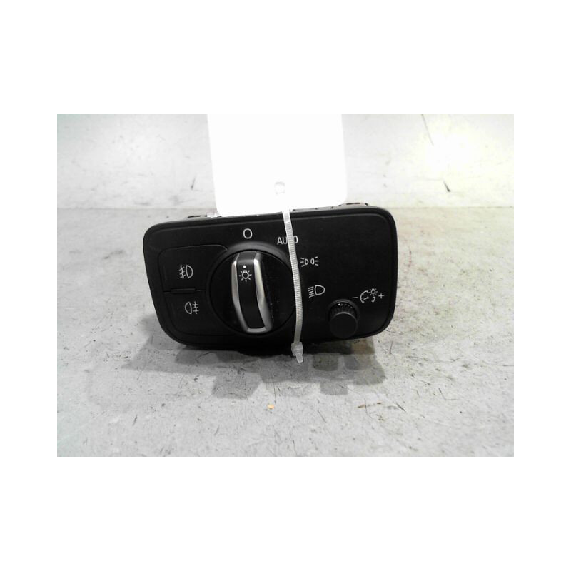 INTERIEUR COMMANDE PHARES AUDI A3