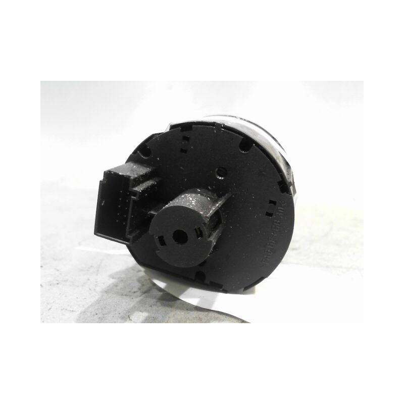 COMMANDE ECLAIRAGE VOLKSWAGEN TOURAN
