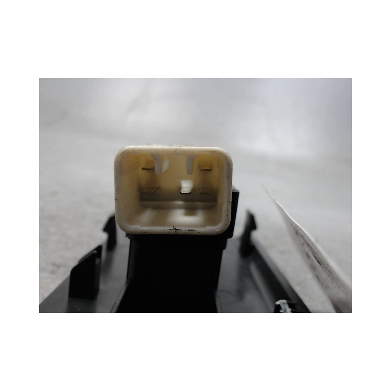 COMMANDE LEVE-GLACE PORTE AVD CHEVROLET AVEO 2008-