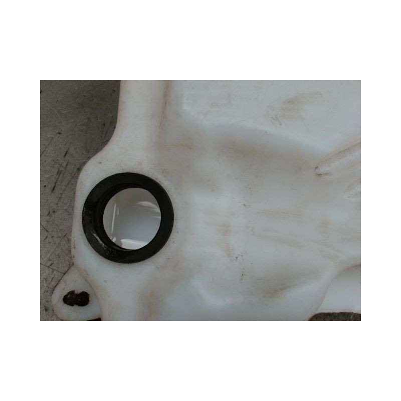 RESERVOIR LAVE-GLACE AVANT FORD PUMA