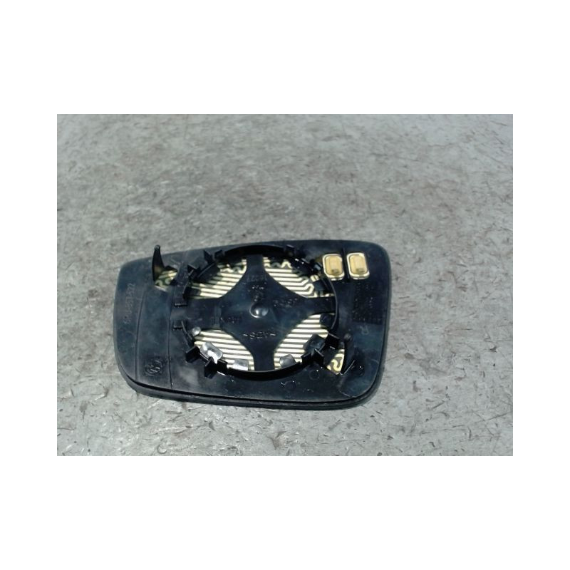 GLACE RETROVISEUR EXT D VOLKSWAGEN UP