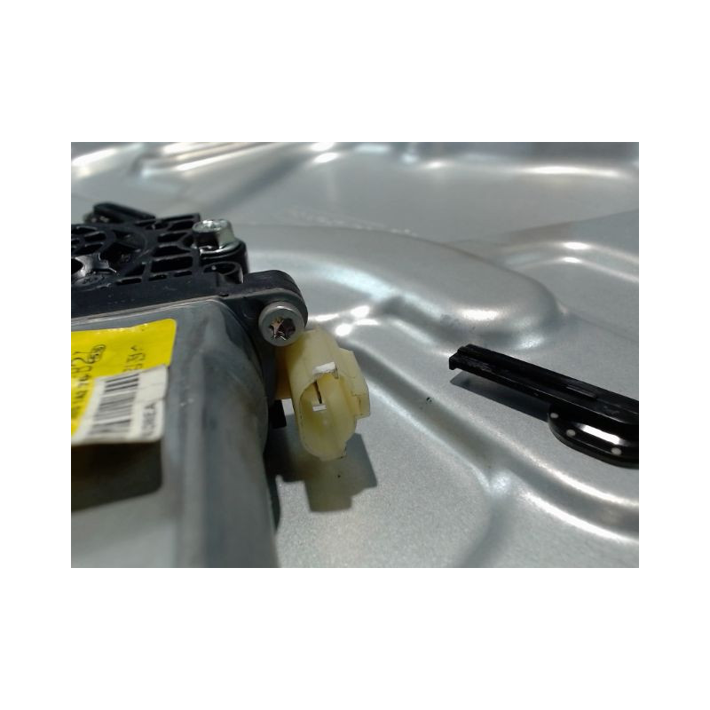 MECANISME+MOTEUR LEVE-GLACE AVANT DROIT HYUNDAI I30