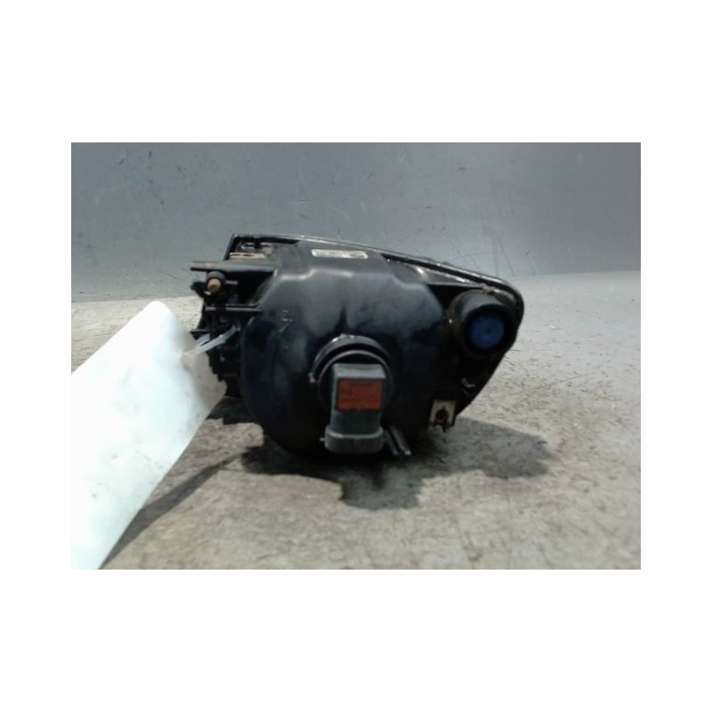 PHARE ANTIBROUILLARD AVANT DROIT B.M.W. SERIE 3