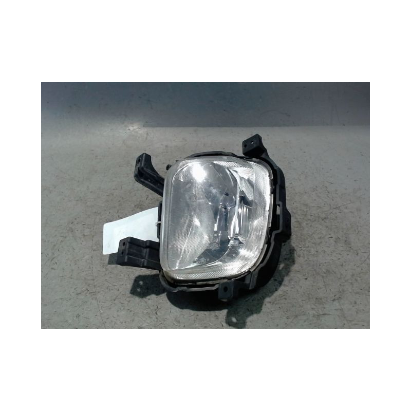 PHARE ANTIBROUILLARD AVANT GAUCHE KIA CARENS 2002-