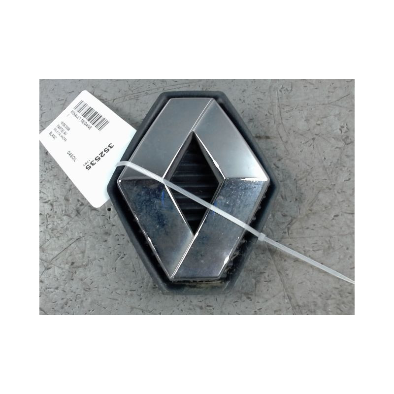SIGLE CALANDRE RENAULT SCENIC II PH2 2006-