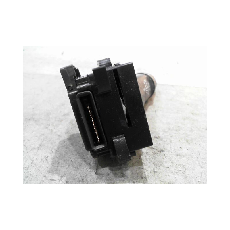 COMMANDE ESSUIE GLACE MITSUBISHI SPACESTAR