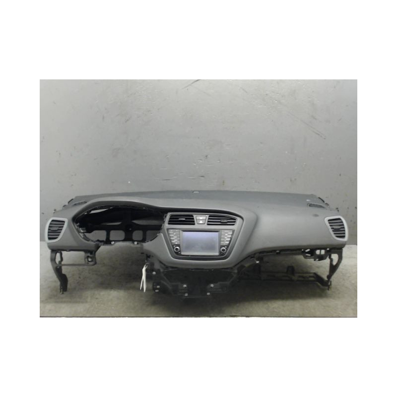 PLANCHE DE BORD  HYUNDAI I20