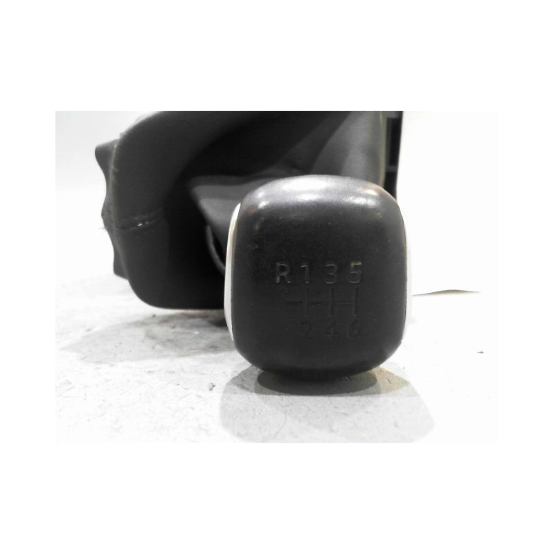 LEVIER DE VITESSES CITROEN BERLINGO 1.5 BlueHDi 130 