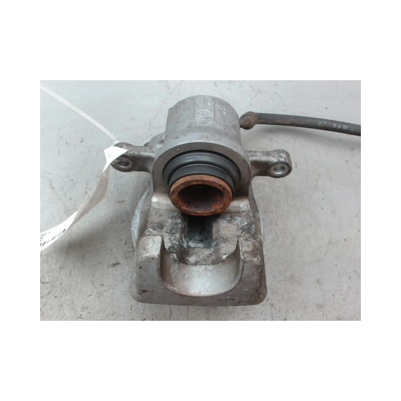 ETRIER DE FREIN ARRIERE DROIT TOYOTA RAV4 BREAK III Phase 1 2006-2009