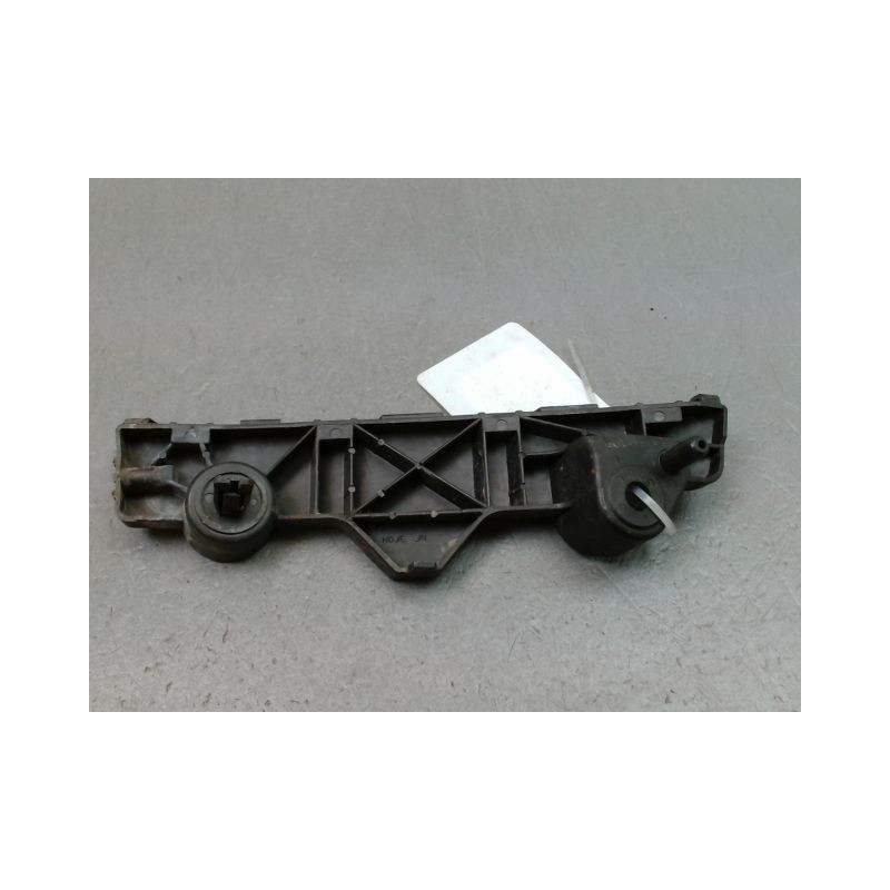 SUPPORT PARE-CHOC AVG MAZDA 2 II Phase 1 2007-2011