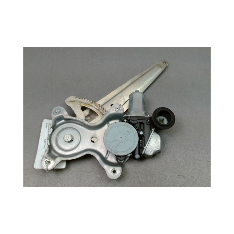MECANISME+MOTEUR LEVE-GLACE ARRIERE DROIT LEXUS CT200H