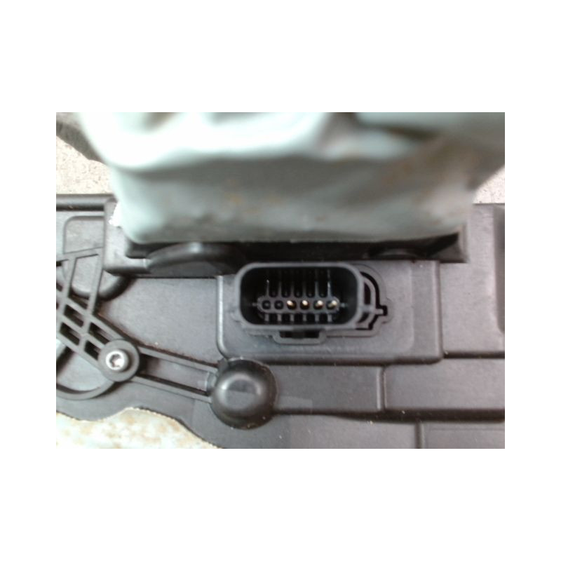 SYSTEME CONDAMNATION ARRIERE GAUCHE FORD FOCUS