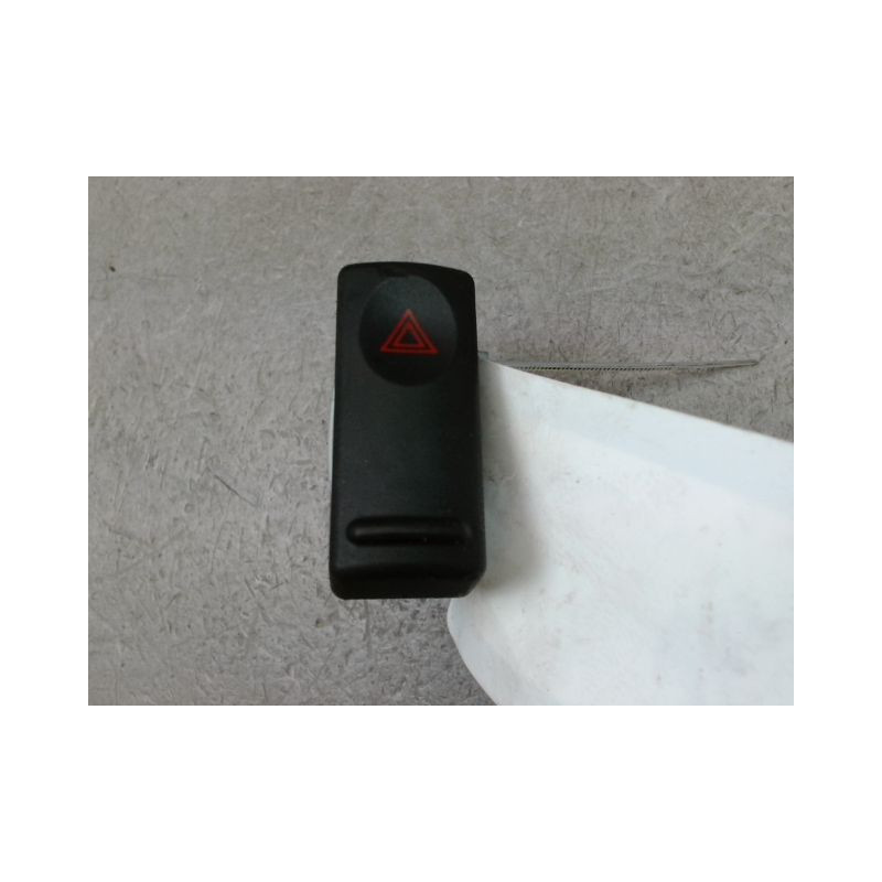 BOUTON DE WARNING RENAULT R19 Phase 2 1992-1996