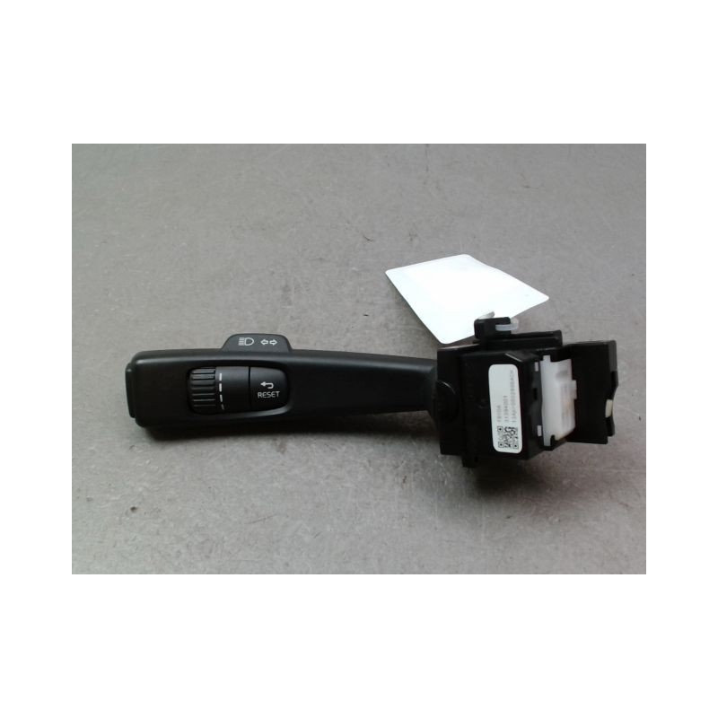 COMMANDE CLIGNOTANT VOLVO S60 2004-