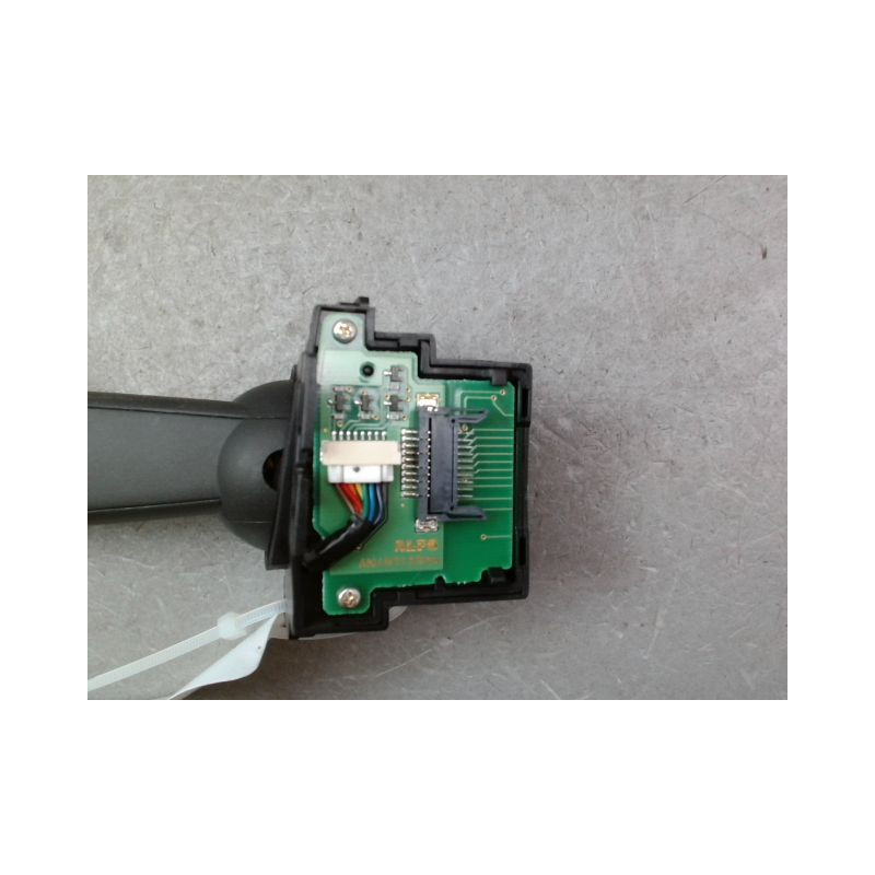 COMMANDE ESSUIE GLACE VOLVO S60 2004-