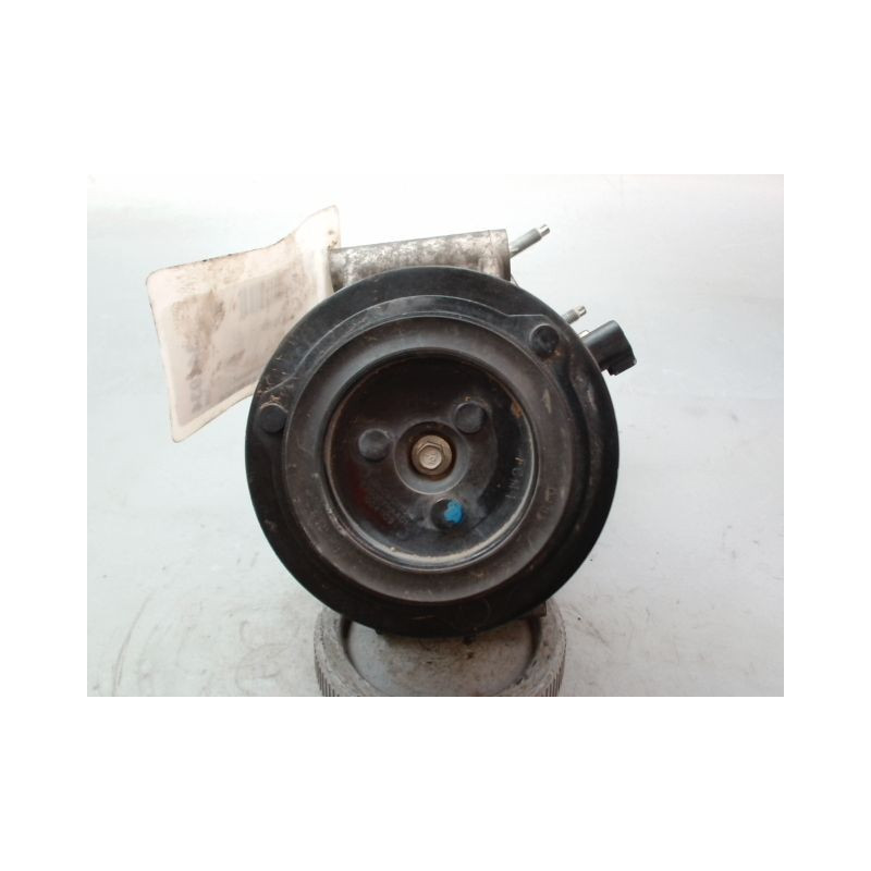 COMPRESSEUR AIR CONDITIONNE FORD FIESTA 2010-