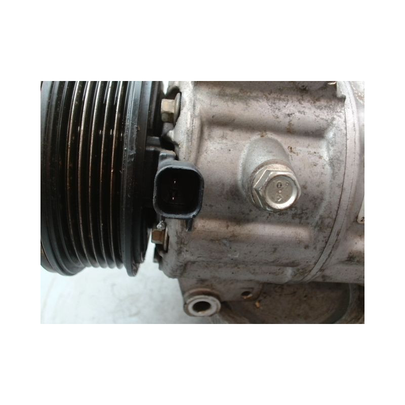 COMPRESSEUR AIR CONDITIONNE FORD FIESTA 2010-