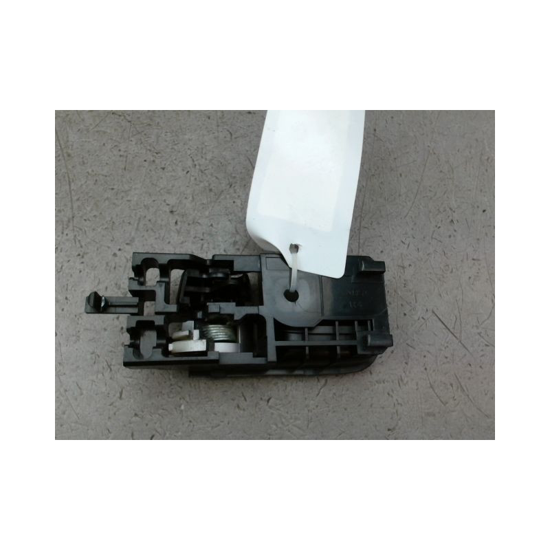 POIGNEE INTERIEURE PORTE AVANT DROIT OPEL AGILA