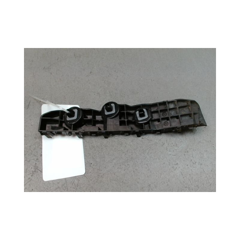 SUPPORT PARE-CHOC ARD NISSAN MICRA 2009-