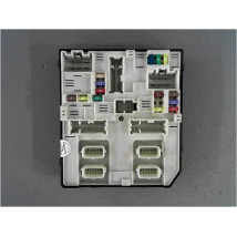 BOITE A FUSIBLES RENAULT LAGUNA III COUPE 08-13