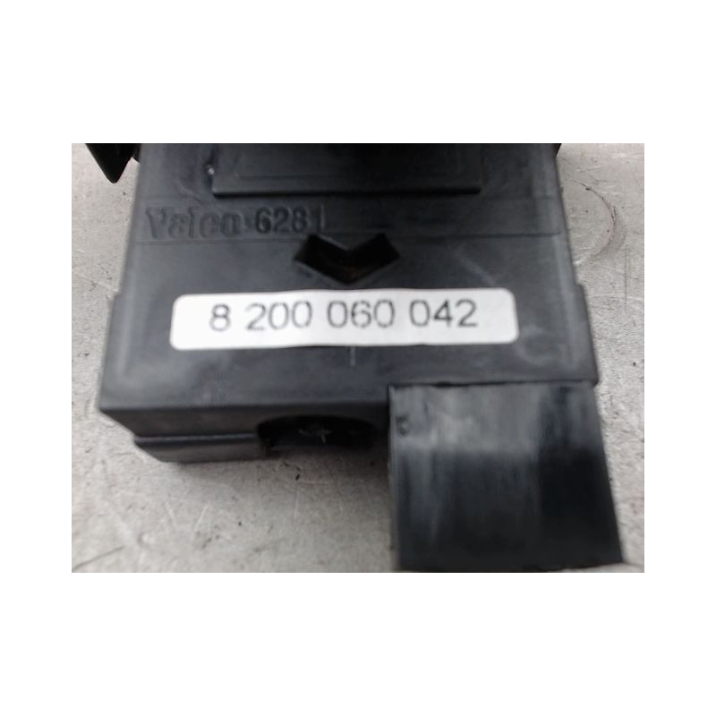 COMMANDE RÉGLAGE HAUTEUR DE PHARE RENAULT CLIO II PH.2 01-06