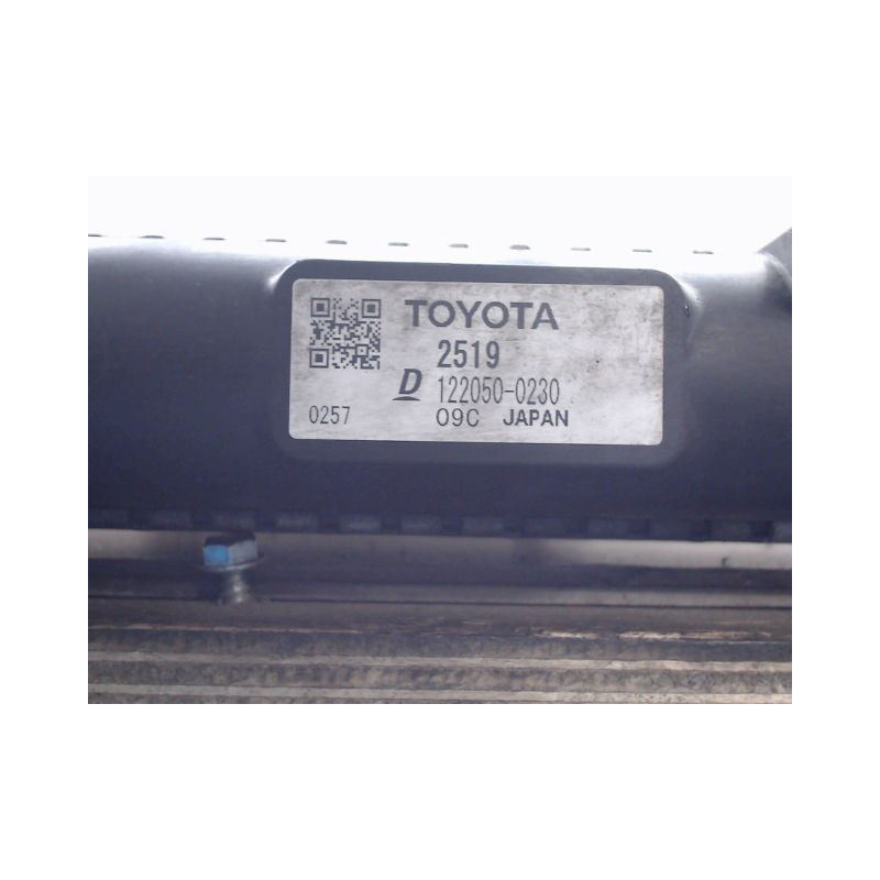 RADIATEUR TOYOTA RAV4
