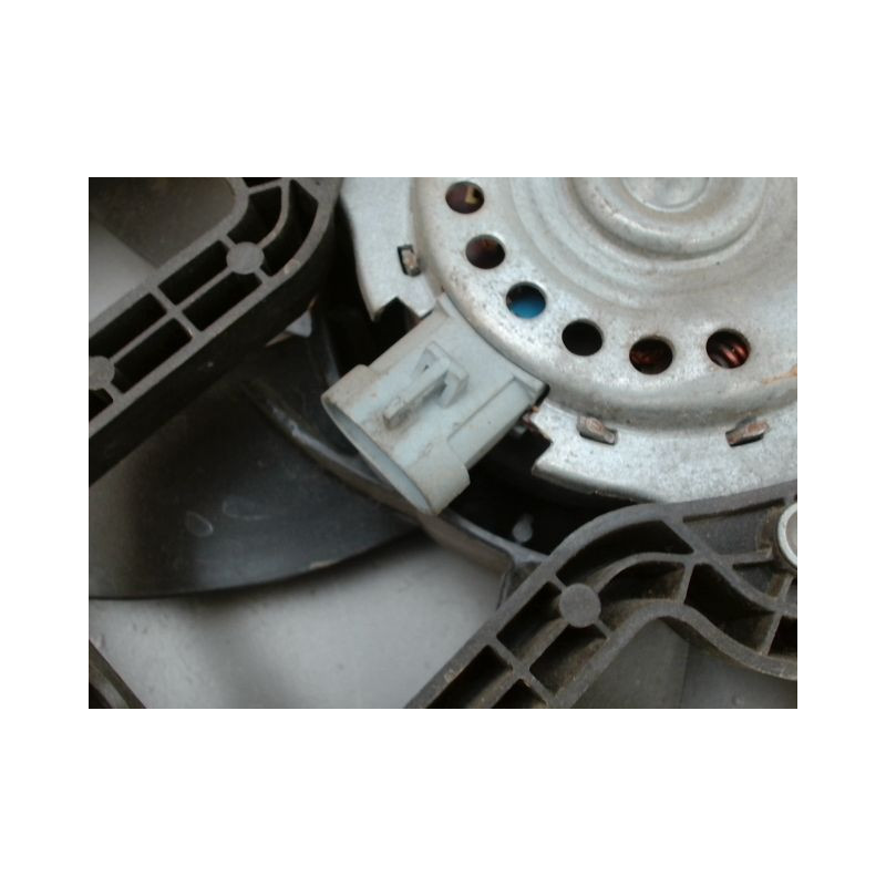 MOTEUR VENTILATEUR RADIATEUR OPEL MERIVA