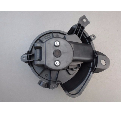 MOTEUR VENTILATEUR CHAUFFAGE