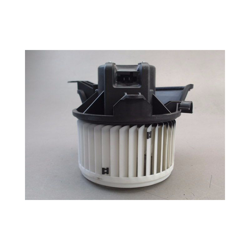 MOTEUR VENTILATEUR CHAUFFAGE PEUGEOT BIPPER