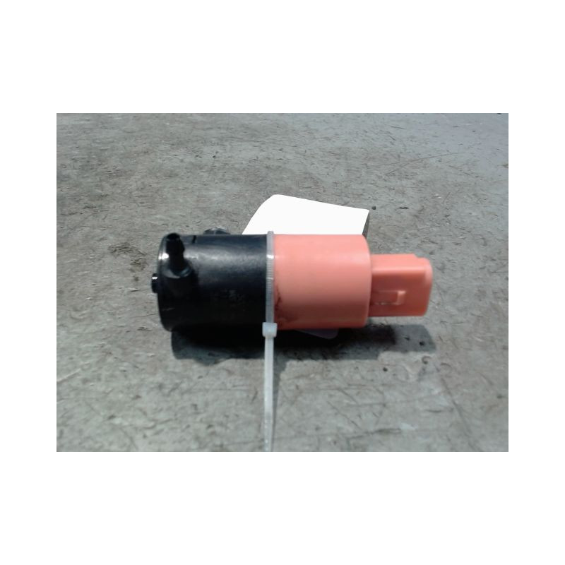 POMPE LAVE-GLACE ARRIERE TOYOTA YARIS II 2010-