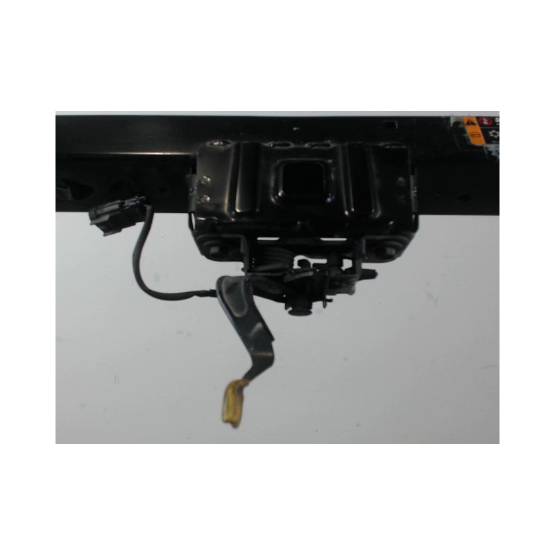 TRAVERSE SUPERIEURE ARMATURE AVANT OPEL ZAFIRA