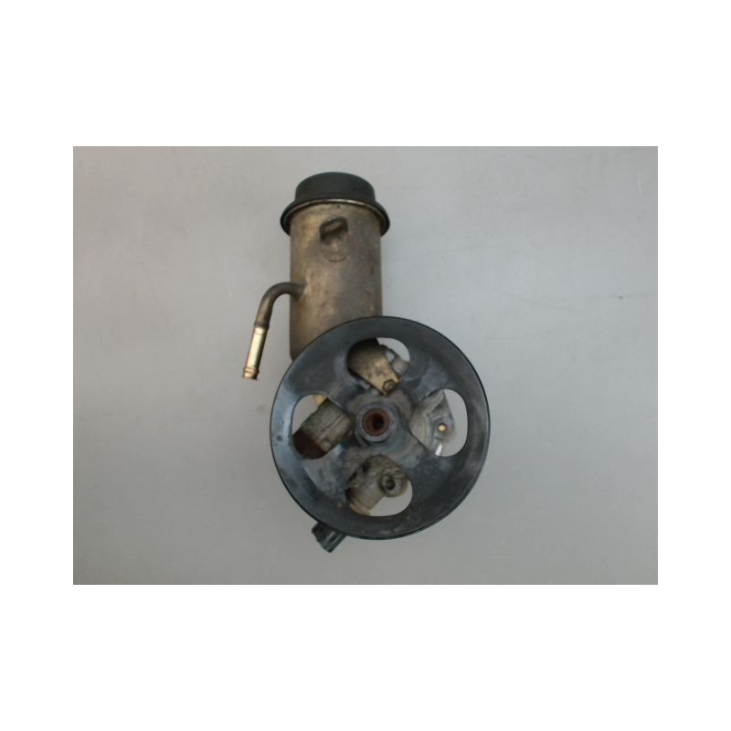 POMPE DIRECTION ASSISTEE TOYOTA YARIS