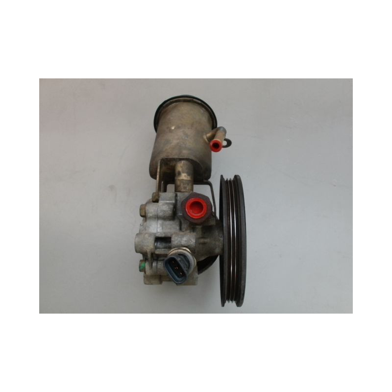 POMPE DIRECTION ASSISTEE TOYOTA YARIS