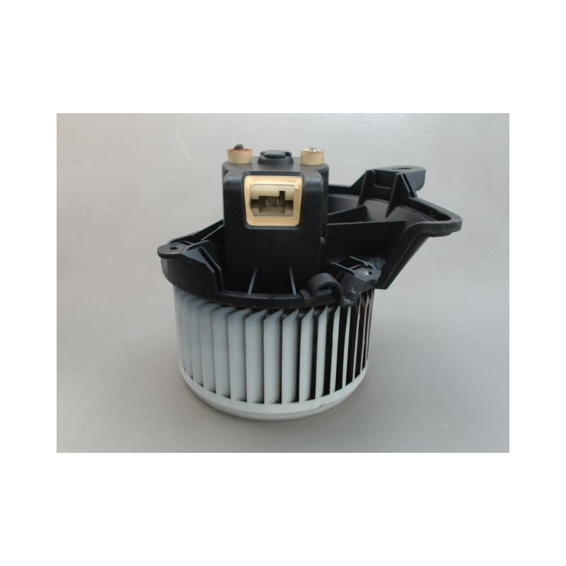 MOTEUR VENTILATEUR CHAUFFAGE FIAT PUNTO