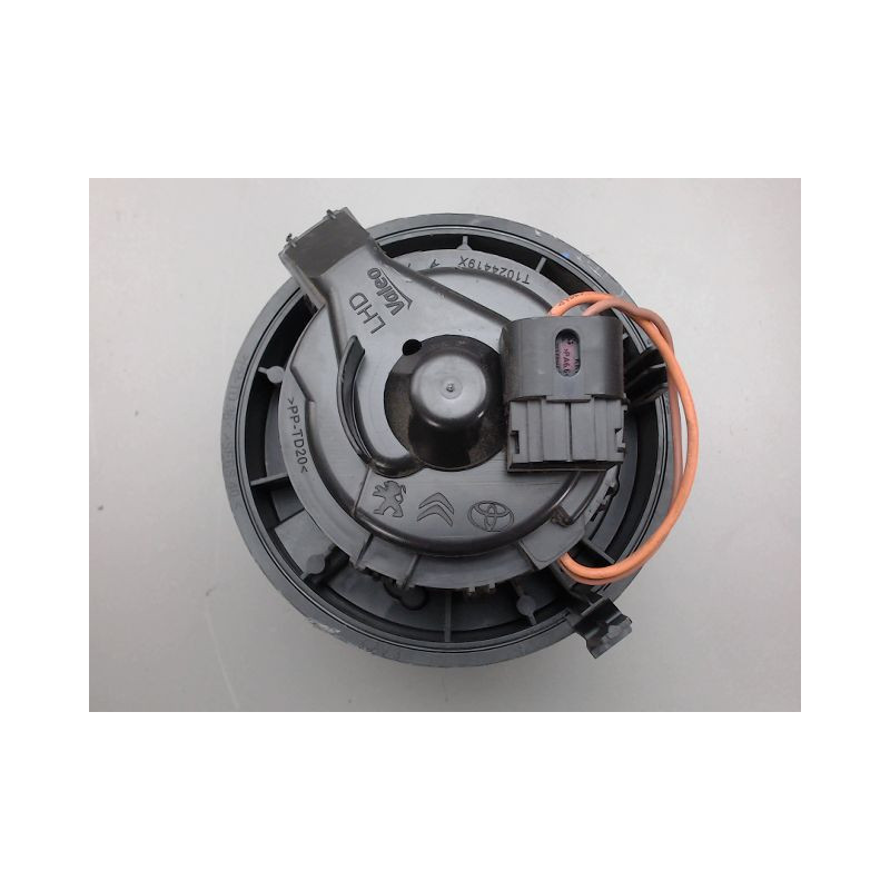 MOTEUR VENTILATEUR CHAUFFAGE PEUGEOT 108