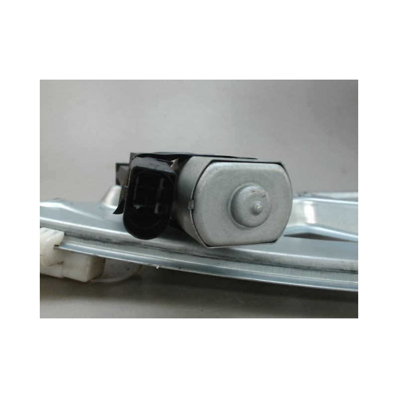 MECANISME LEVE-GLACE AVANT DROIT SMART FORTWO