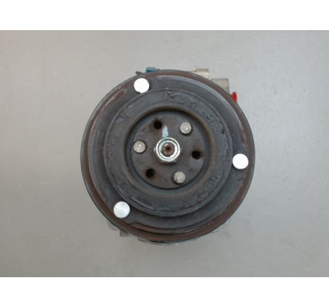 COMPRESSEUR AIR CONDITIONNE