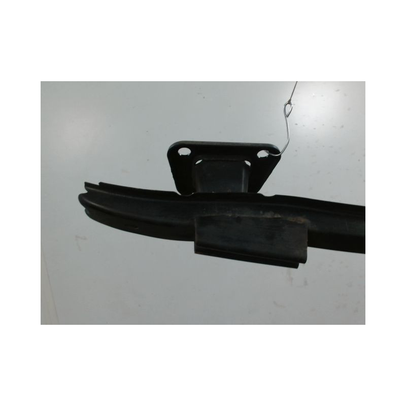 RENFORT PARE-CHOC ARRIERE  B.M.W. SERIE 1