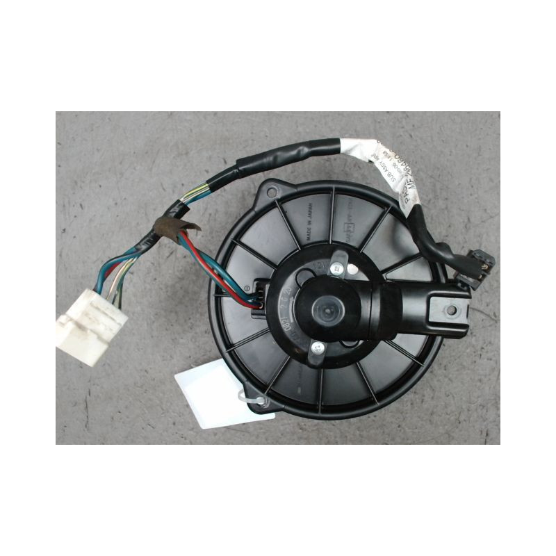 MOTEUR VENTILATEUR CHAUFFAGE TOYOTA YARIS 2003-