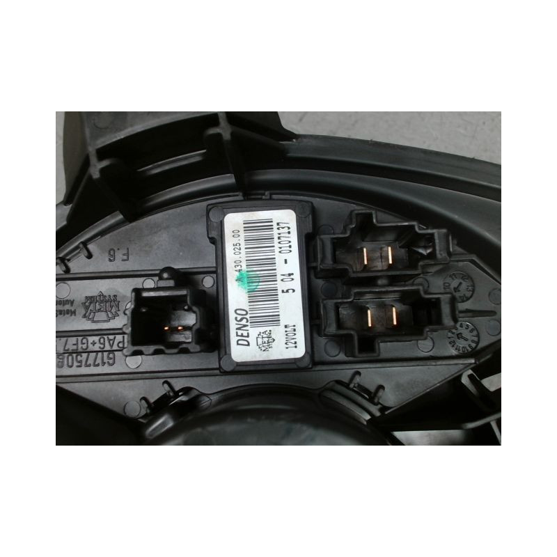 MOTEUR VENTILATEUR CHAUFFAGE OPEL CORSA