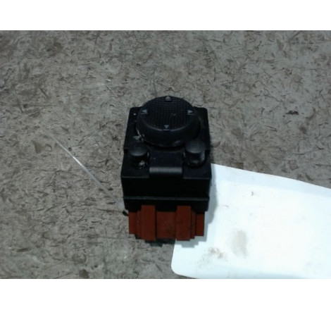COMMANDE RETROVISSEUR EXT ELECTRIQUE