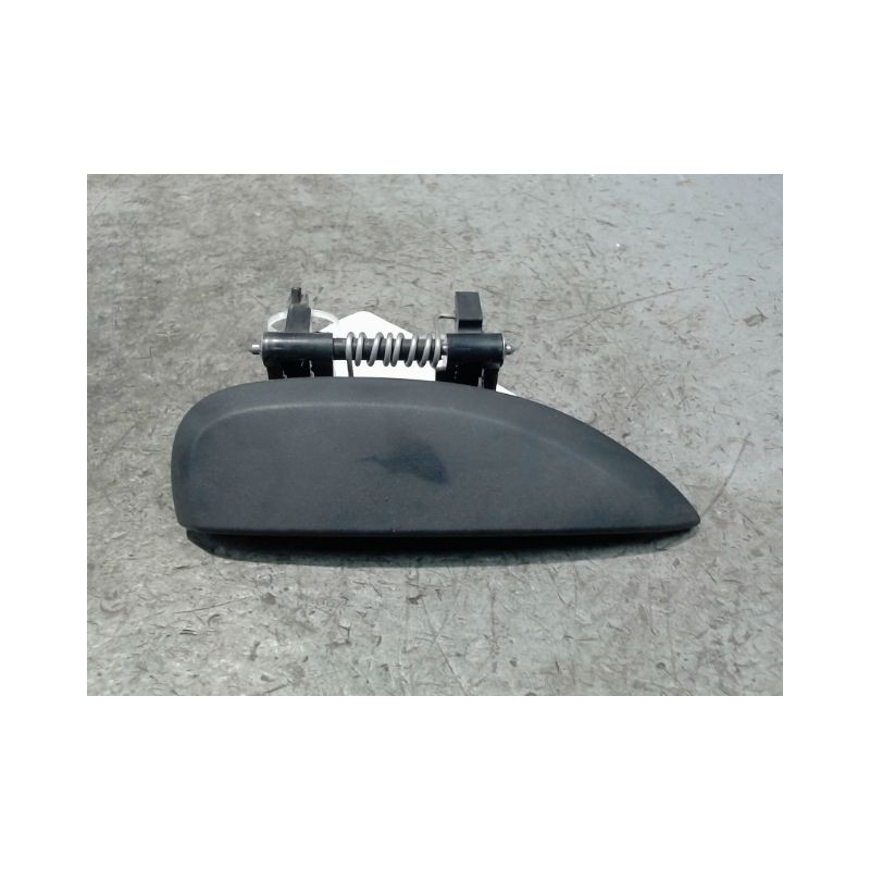 POIGNEE EXTERIEURE PORTE AVANT DROIT DACIA SANDERO 2008-