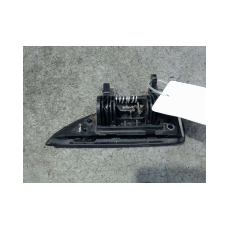 POIGNEE EXTERIEURE PORTE AVANT DROIT DACIA SANDERO 2008-