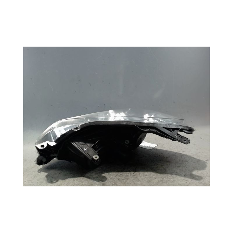 PHARE DROIT OPEL ASTRA BREAK 2004-