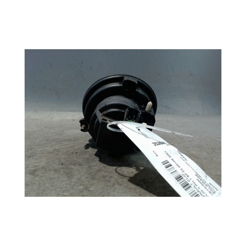 PHARE ANTIBROUILLARD AVANT DROIT RENAULT CLIO II PH.1 98-2001