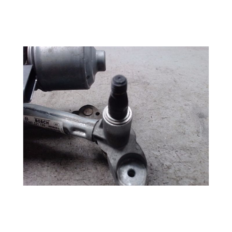 MOTEUR ESSUIE-GLACE AVG FORD GALAXY 2006-