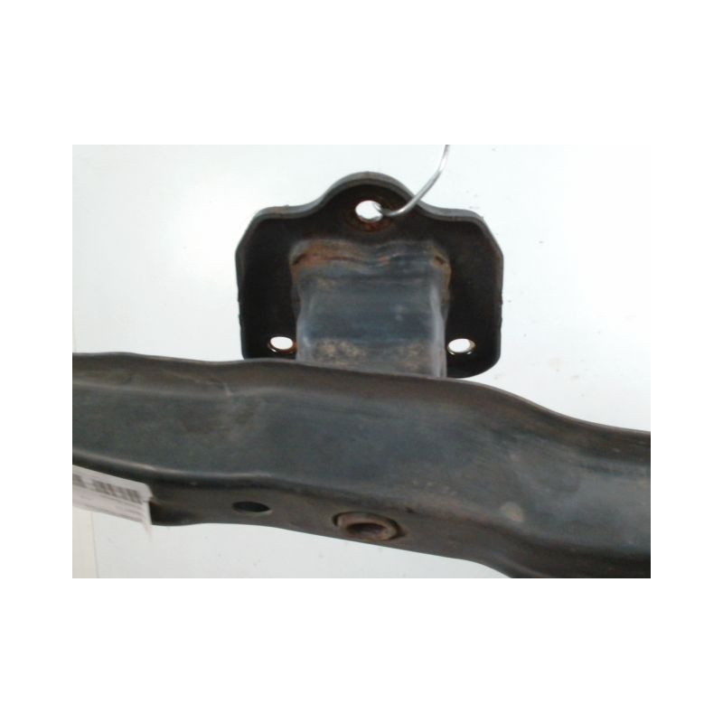 RENFORT PARE-CHOC ARRIERE  B.M.W. SERIE 3